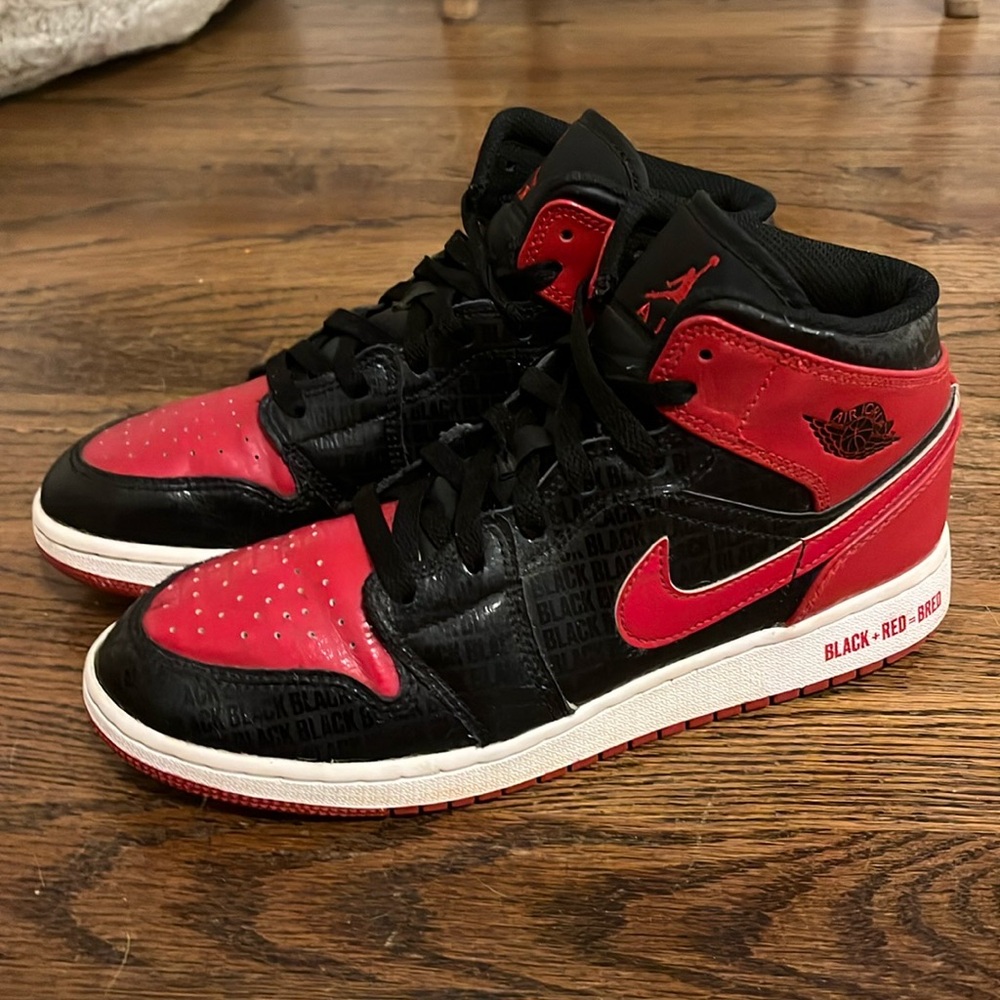 Nike Air Jordan 1 Mid Bred Text (GS) sneakers red black men 6.5 wom 8 youth 6.5